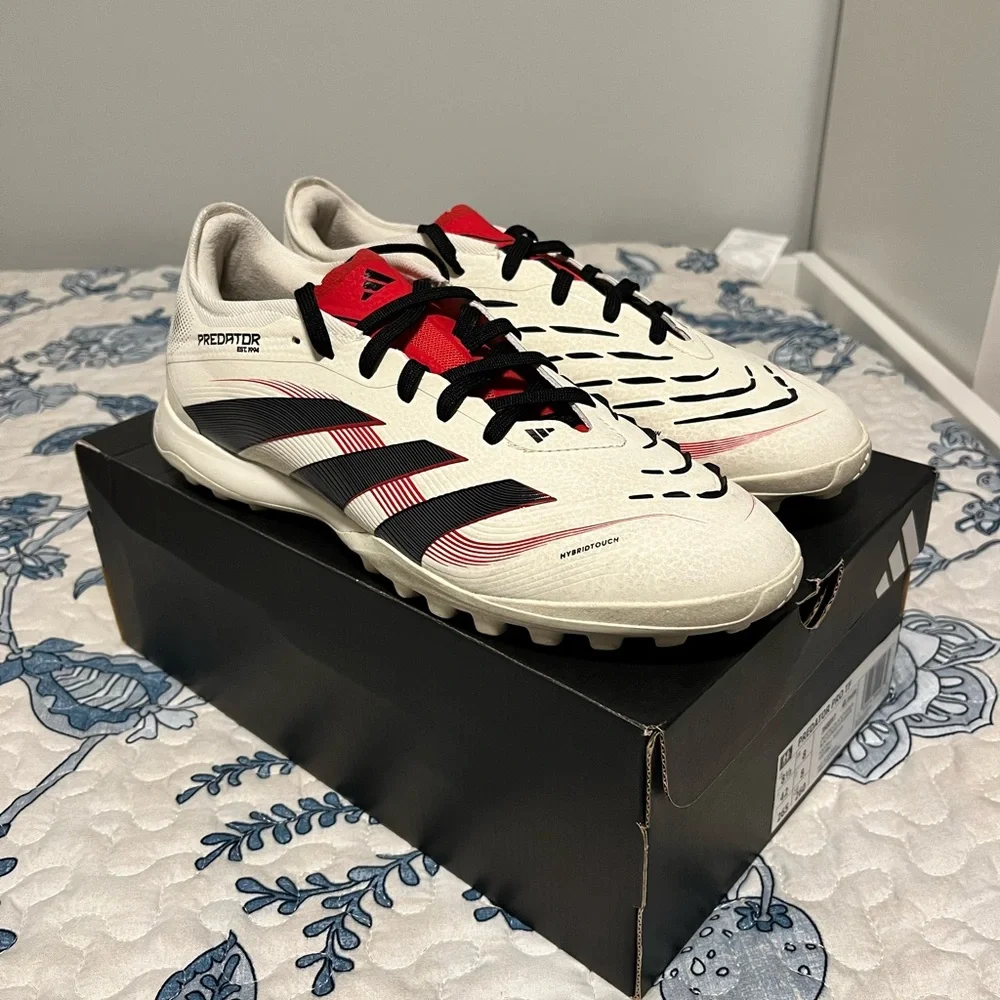 Adidas Predator Pro Turf Cleats - Picture 2 of 6